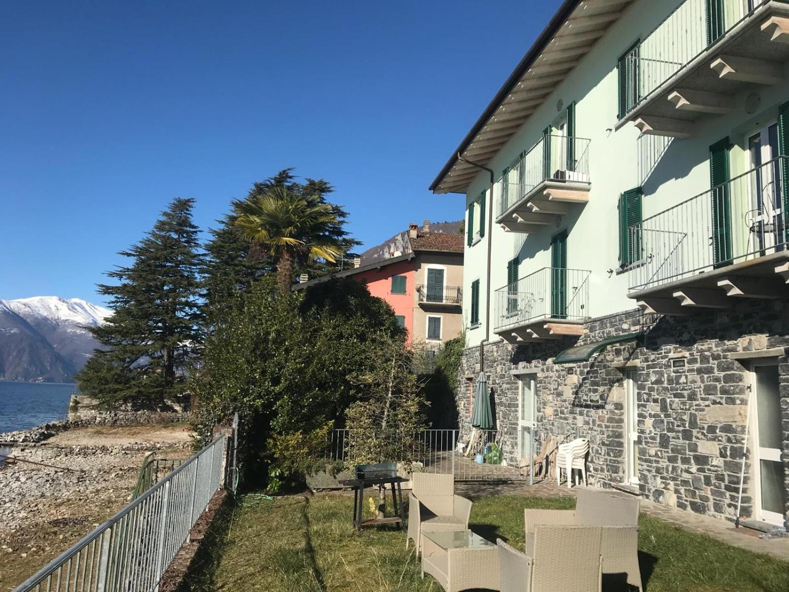 White Garden - Apartment With Access To The Lake Lierna Exteriör bild